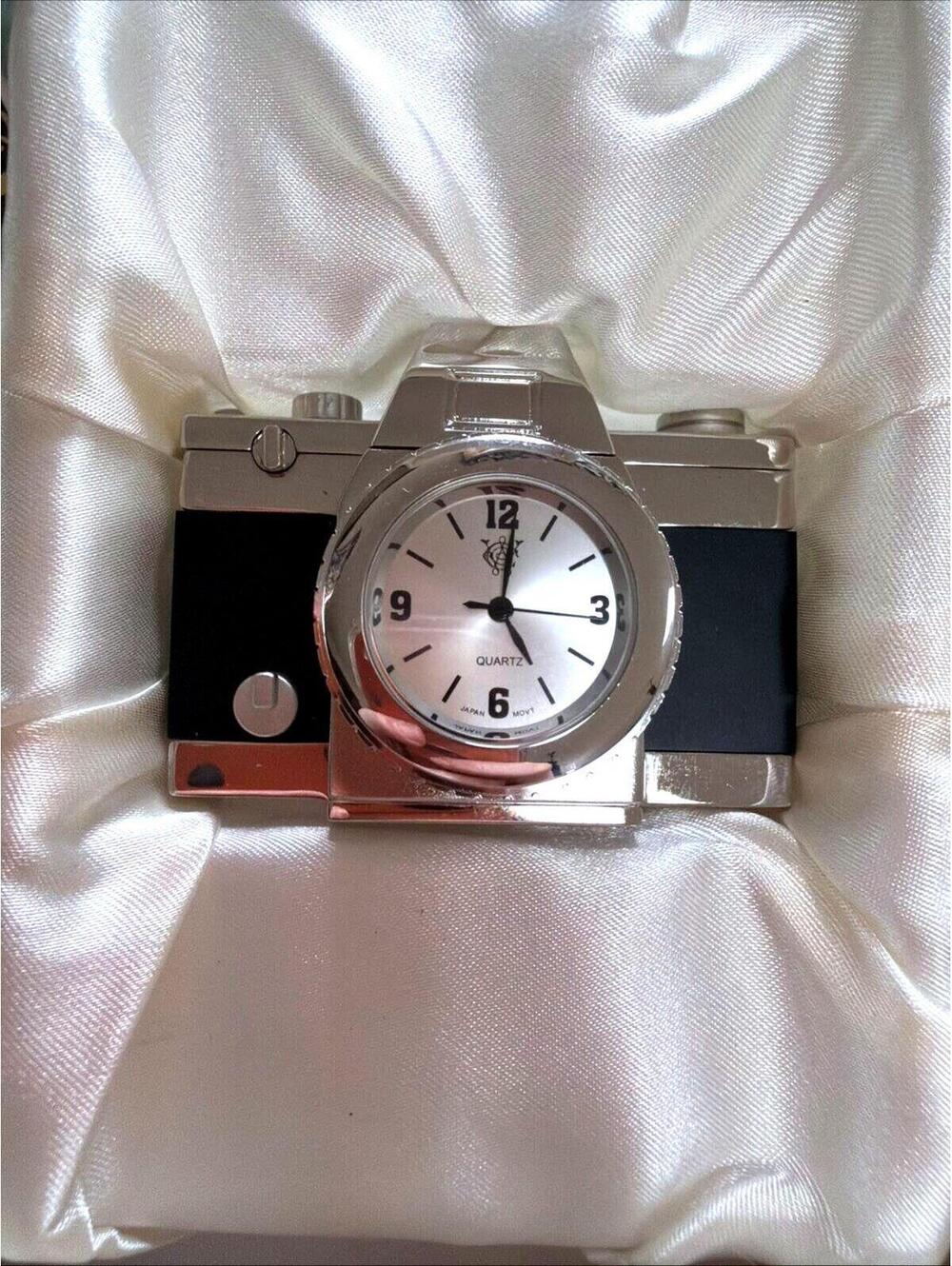 VTG Timex Waterbury Mini Desk Clock Camera Shaped Novelty New In Case Works